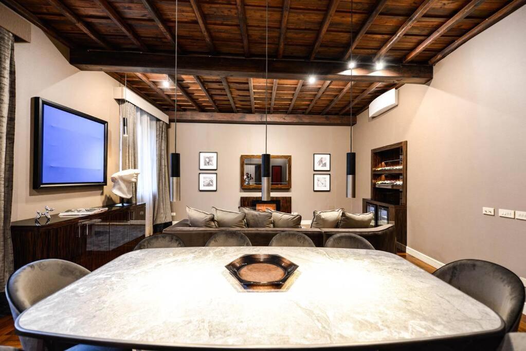The Frattina - Luxury Serviced Appartamento Roma